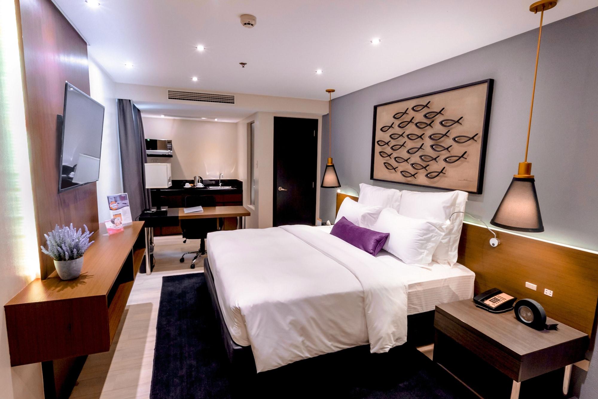 Coro Hotel Макати Экстерьер фото