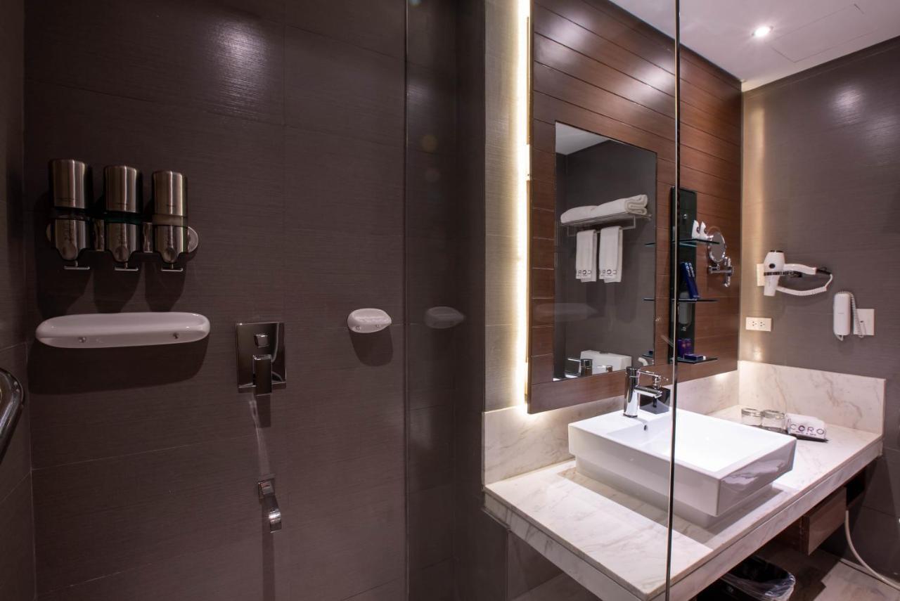Coro Hotel Макати Экстерьер фото